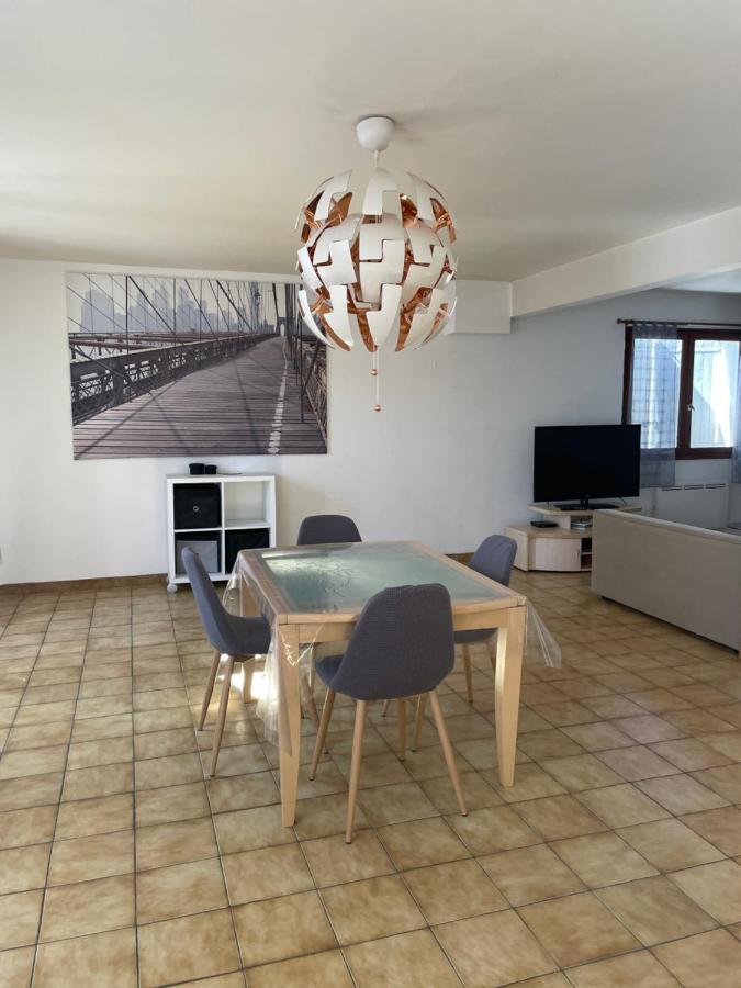 Appartement 110M2 A 2 Km De La Plage De St Georges De Didonne 생죠지드디돈느 외부 사진